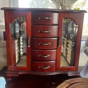 Vintage King Wood Company Limited jewelry box